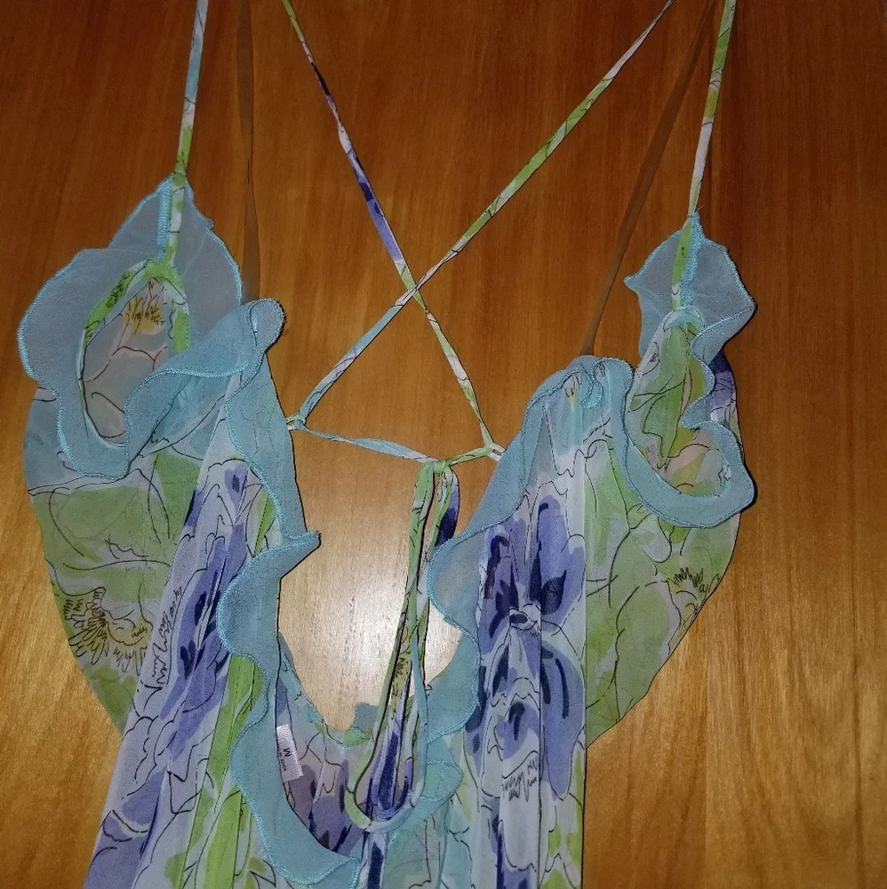 Victoria's Secrets vintage sheer nighhtie - Picture 4 of 5
